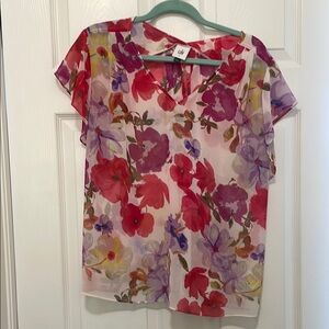 CAbi Cream Floral Blouse Short Sleeve Boxy